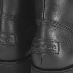 Altea Igloo Botas de piel con forro interior de pelo natural.