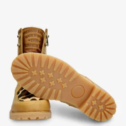 Altea Igloo Botas de piel con forro interior de pelo natural.