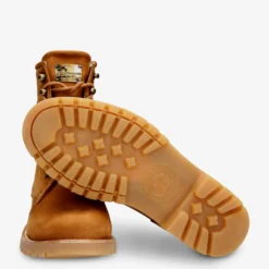 Benissa Botas de piel con forro interior de piel.