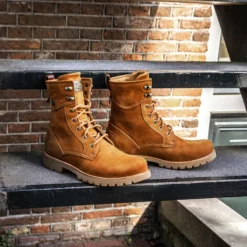 Benissa Botas de piel con forro interior de piel.