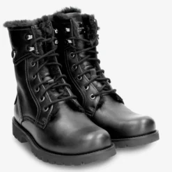 Benissa Botas de piel con forro interior de pelo.