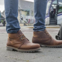 Bota Panama Igloo Botín de piel con forro interior de pelo natural.