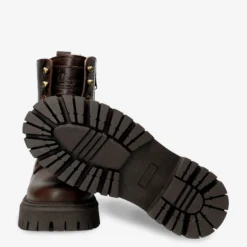 Farai Botas de piel con forro interior de pelo.