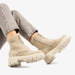 Farai Botas de piel con forro interior de pelo.