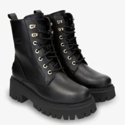 Farai Botas de piel con forro interior de pelo.