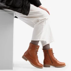 Fara Igloo Trav Botas de piel con forro interior de pelo natural.
