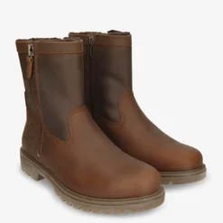 Faruk Botas de piel con forro interior de pelo.