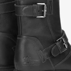 Faust Botas de piel con forro interior de pelo.