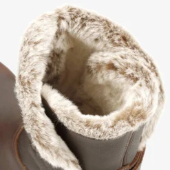 Felia Botas de piel con forro interior de pelo.