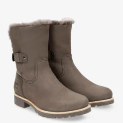 Felia Igloo Botas de piel con forro interior de pelo natural.