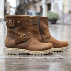 Felina Botas de piel con forro interior de piel.