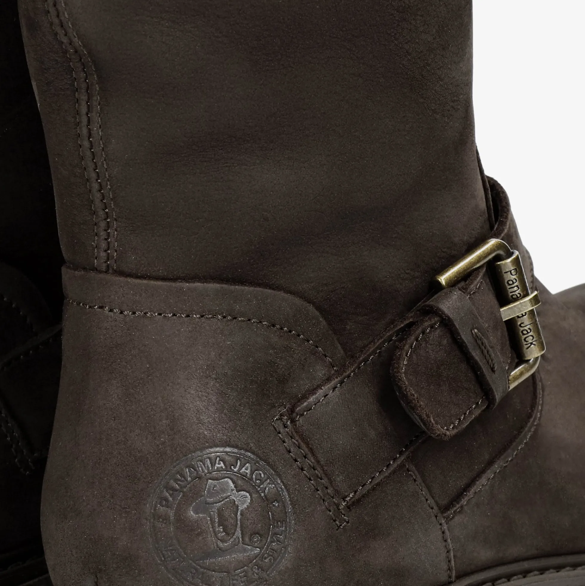 Fergie Igloo Botas de piel con forro interior de pelo natural.
