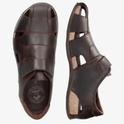 Fletcher Basics Sandalias de piel con forro interior de piel.