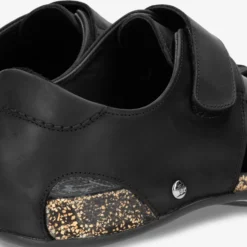 Fletcher Basics Sandalias de piel con forro interior de piel.