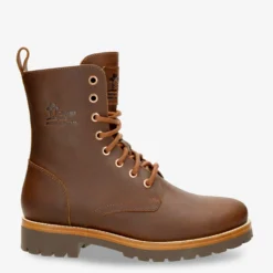 Frisia Botas de piel con forro interior de piel.