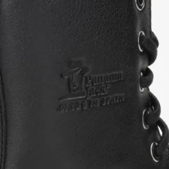 Frisia Botas de piel con forro interior de pelo.