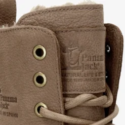 Frisia Botas de piel con forro interior de pelo.