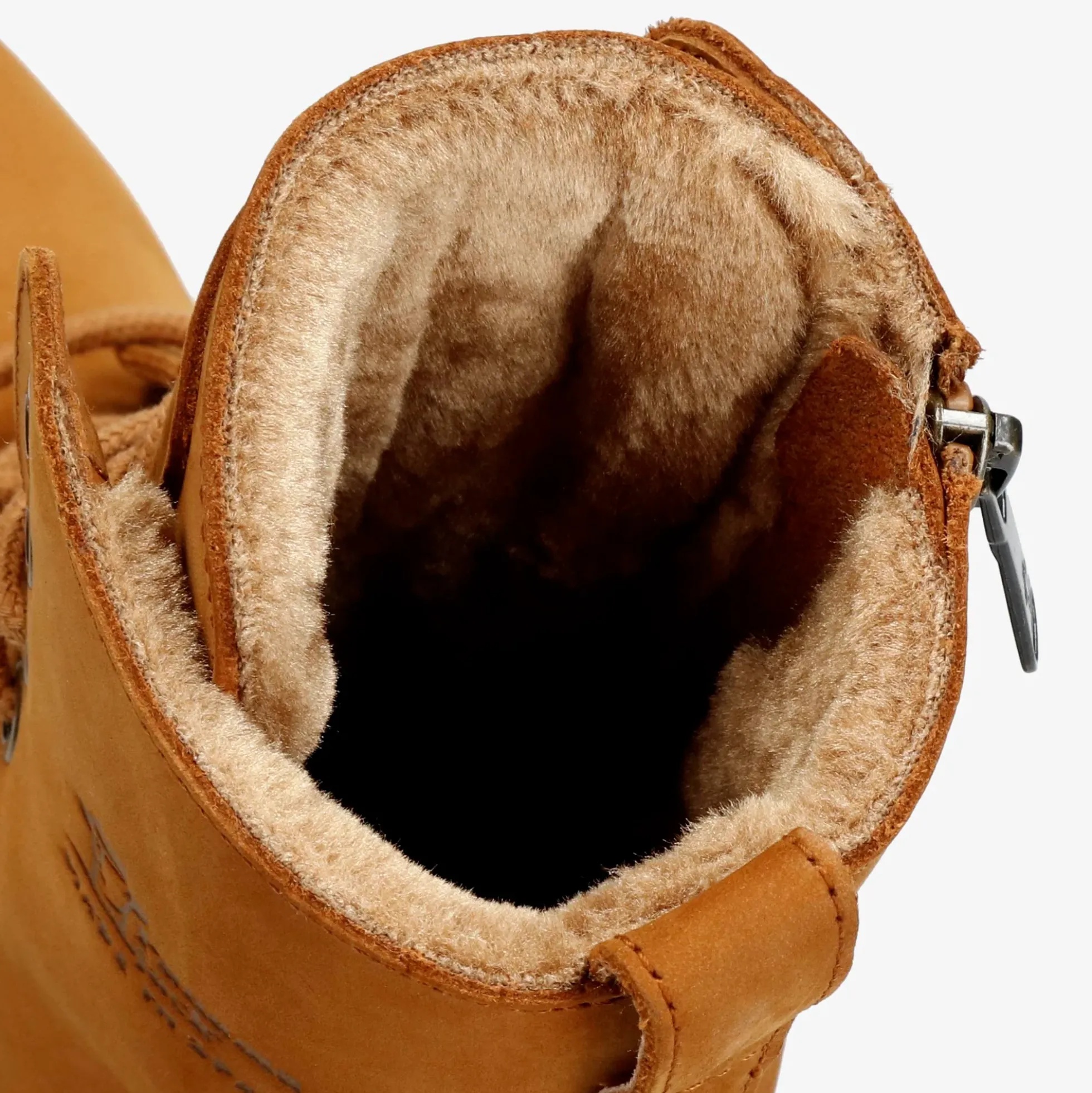 Frisia Botas de piel con forro interior de pelo.