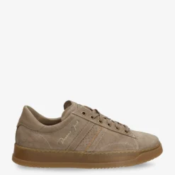 Game Sneakers de piel con forro interior de piel.
