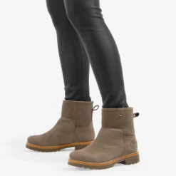 Grace Igloo Botas de piel con forro interior de pelo natural.