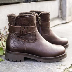 Javea Botas de piel con forro interior de pelo.