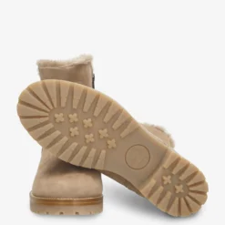 Javea Botas de piel con forro interior de pelo.