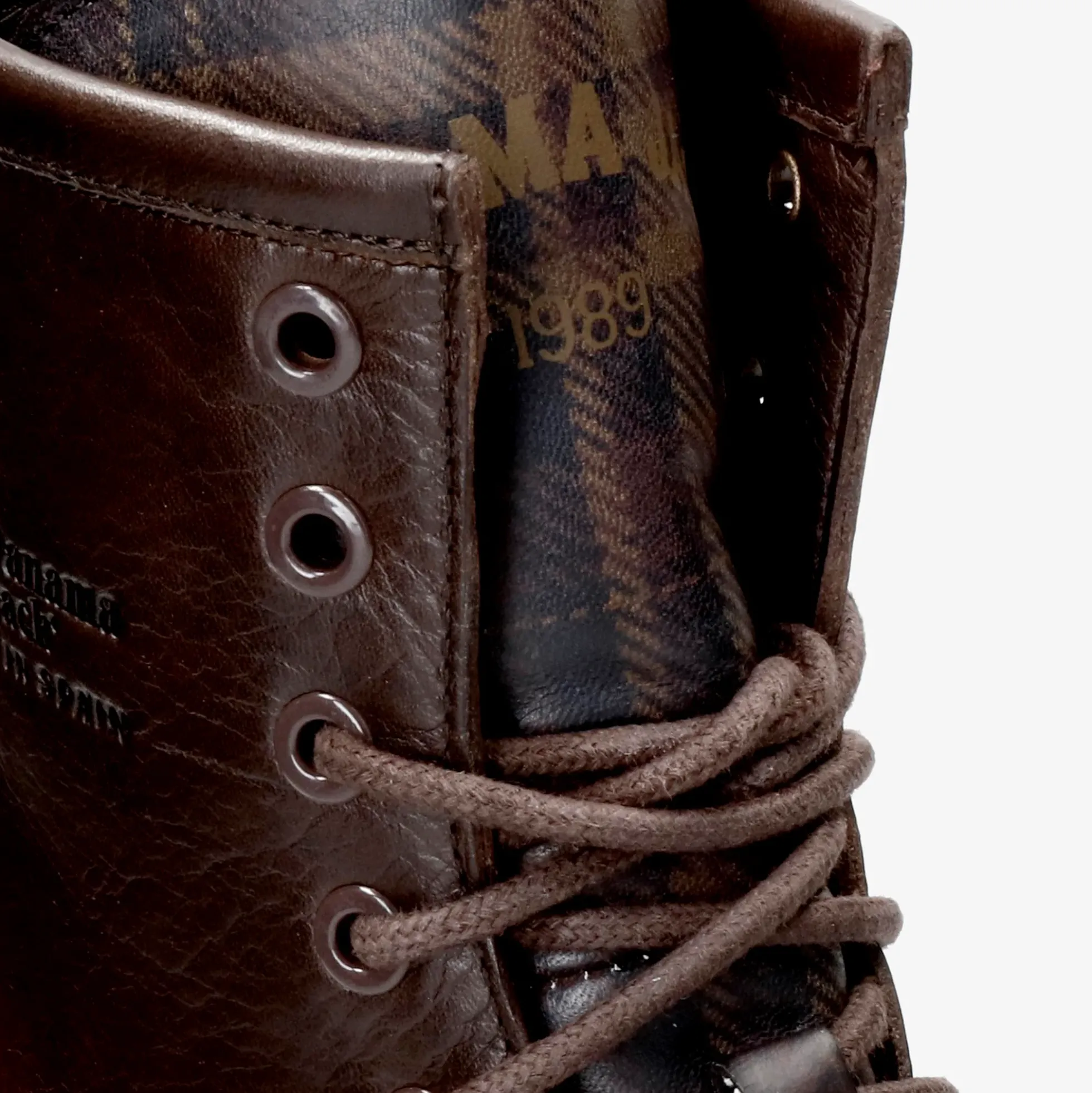 Padma Plaid Botas de piel con forro interior de piel.