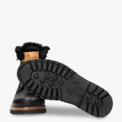 P03 Aviator Igloo Botas de piel con forro interior de pelo natural.