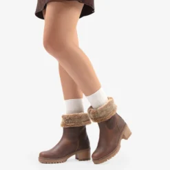 Piola Botas de piel con forro interior de pelo.