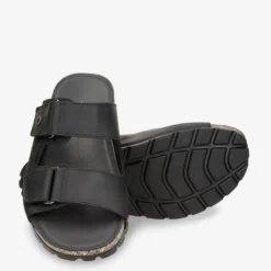 Sael Sandalias de piel con forro interior de piel.