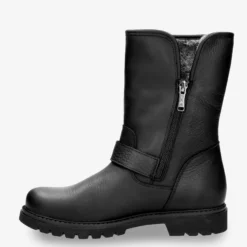 Singapur Botas de piel con forro interior de pelo.