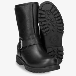 Singapur Botas de piel con forro interior de pelo.