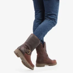 Singapur Botas de piel con forro interior de pelo.
