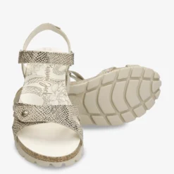 Sulia Sandalias de piel con forro interior de piel.