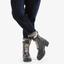 Tibi Botas de piel con forro interior de pelo.